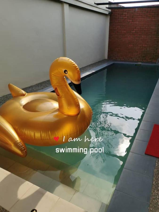 峇株巴辖Swimming Pool Party House公寓 外观 照片
